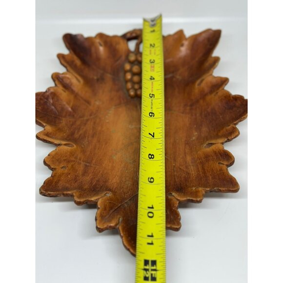 VTG 1959 Molded Wood Grape Leaf Dish Multi Products Inc MCM Decor Room Style - Picture 9 of 9
